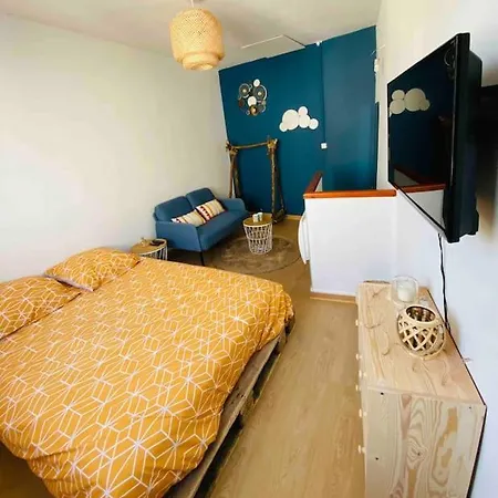 Apartment Cosy Studio En Hyper Centre De La Rochelle